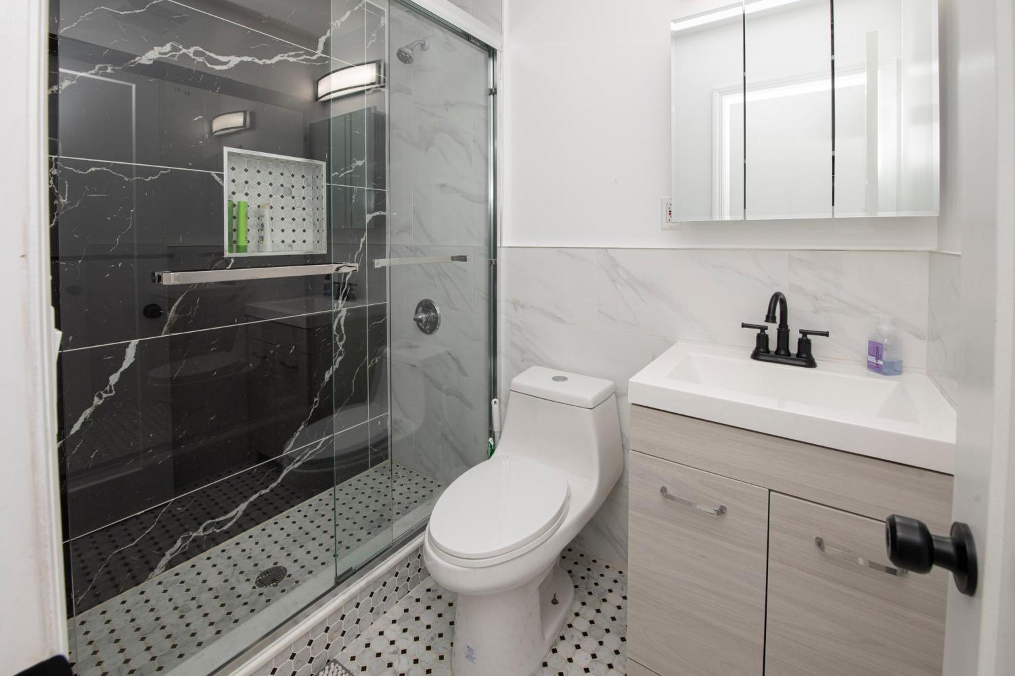 Sophisticated 4 Bedroom Duplex With Private Rooftop Apartamento