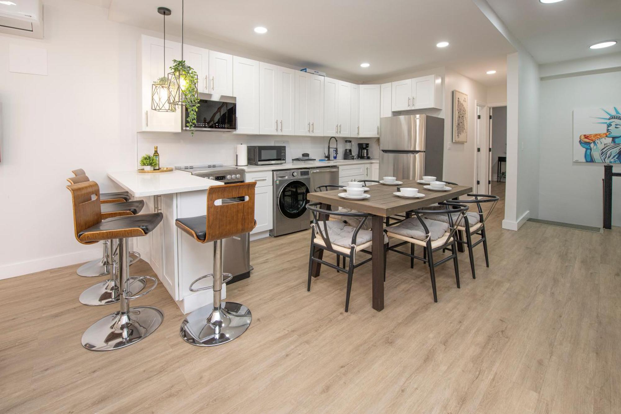 Sophisticated 4 Bedroom Duplex With Private Rooftop Apartamento