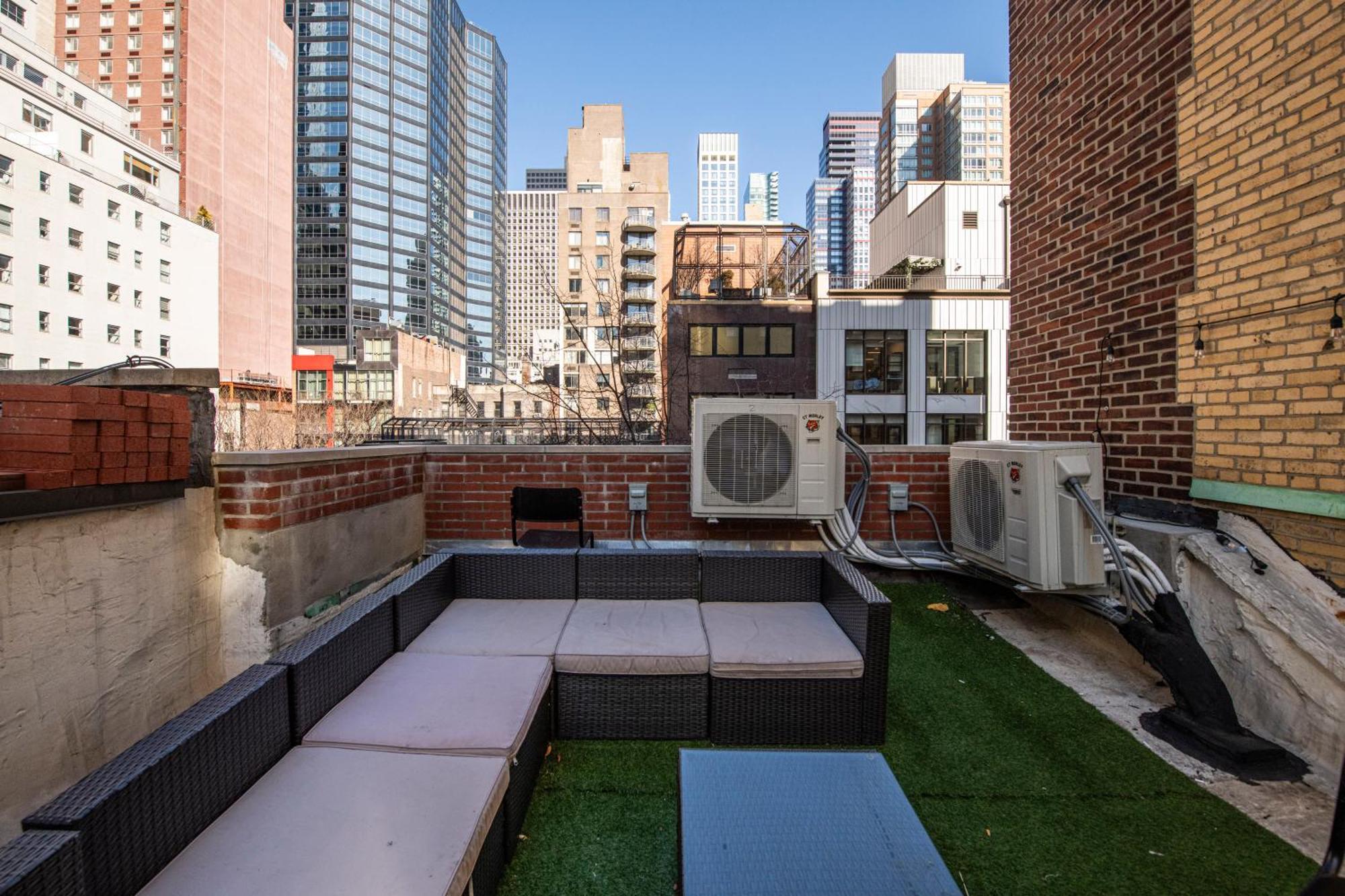 Apartamento Sophisticated 4 Bedroom Duplex With Private Rooftop *