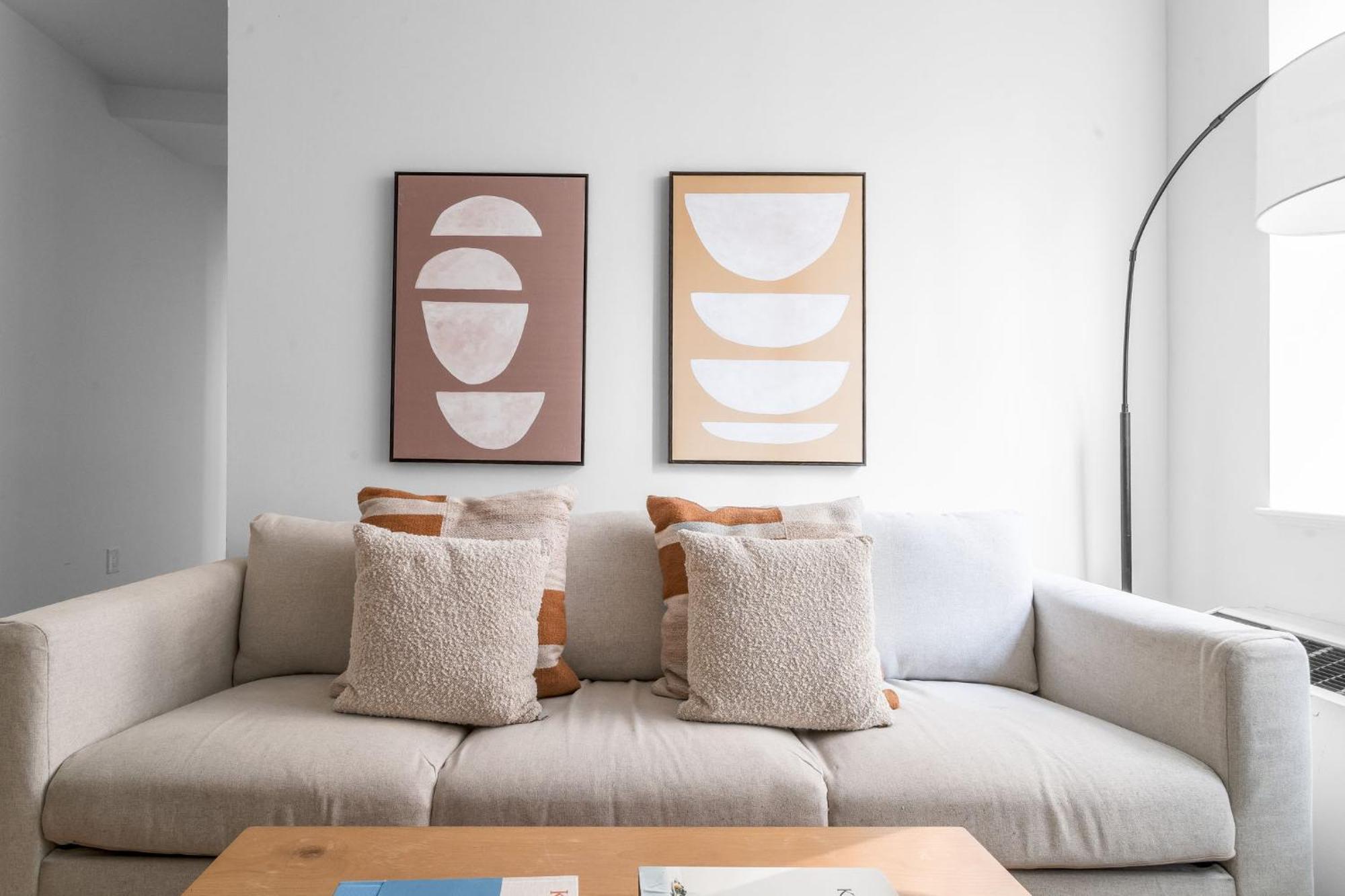 Căn hộ Stunning 2bedroom 1bath In The Fidi New York