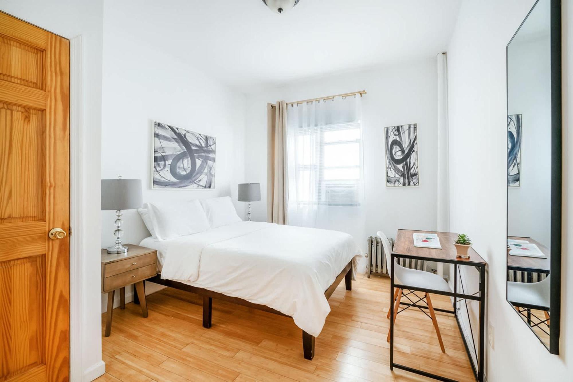 Căn hộ 102-1a Value 2br Near Park *