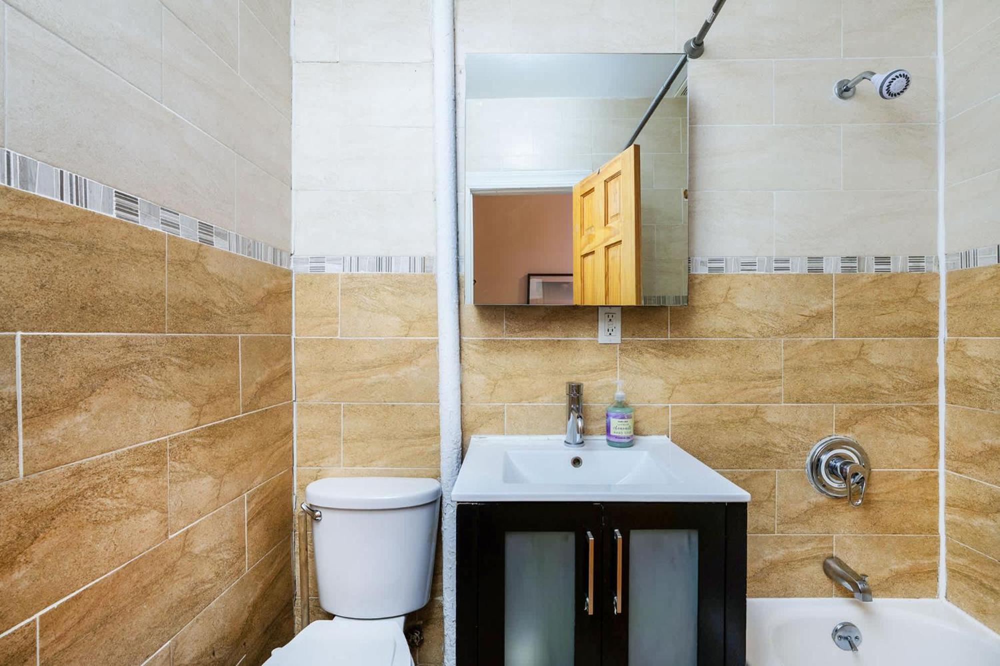 102-1a Value 2br Near Park Căn hộ *