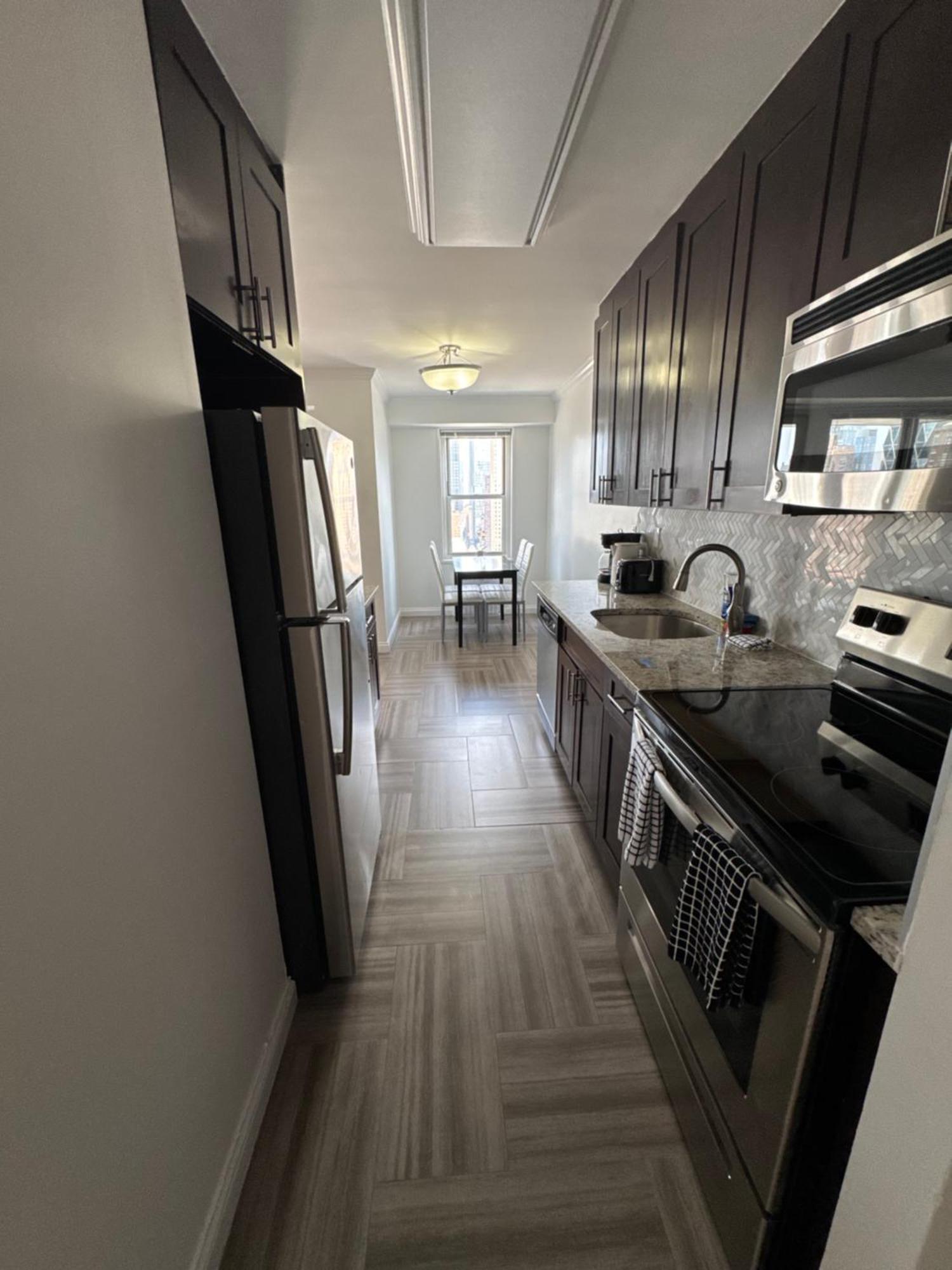 Midtown High Floor Fantastic Panoramic View Corner 2 Bedroom Căn hộ
