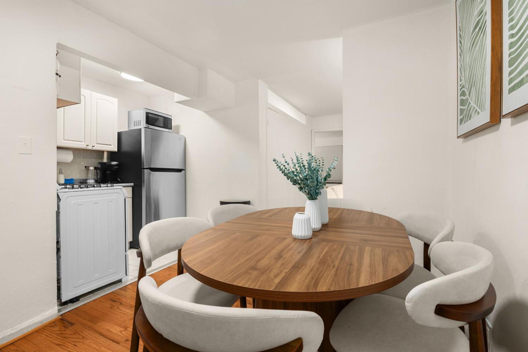 Căn hộ East Village Manhattan 3br For Life *