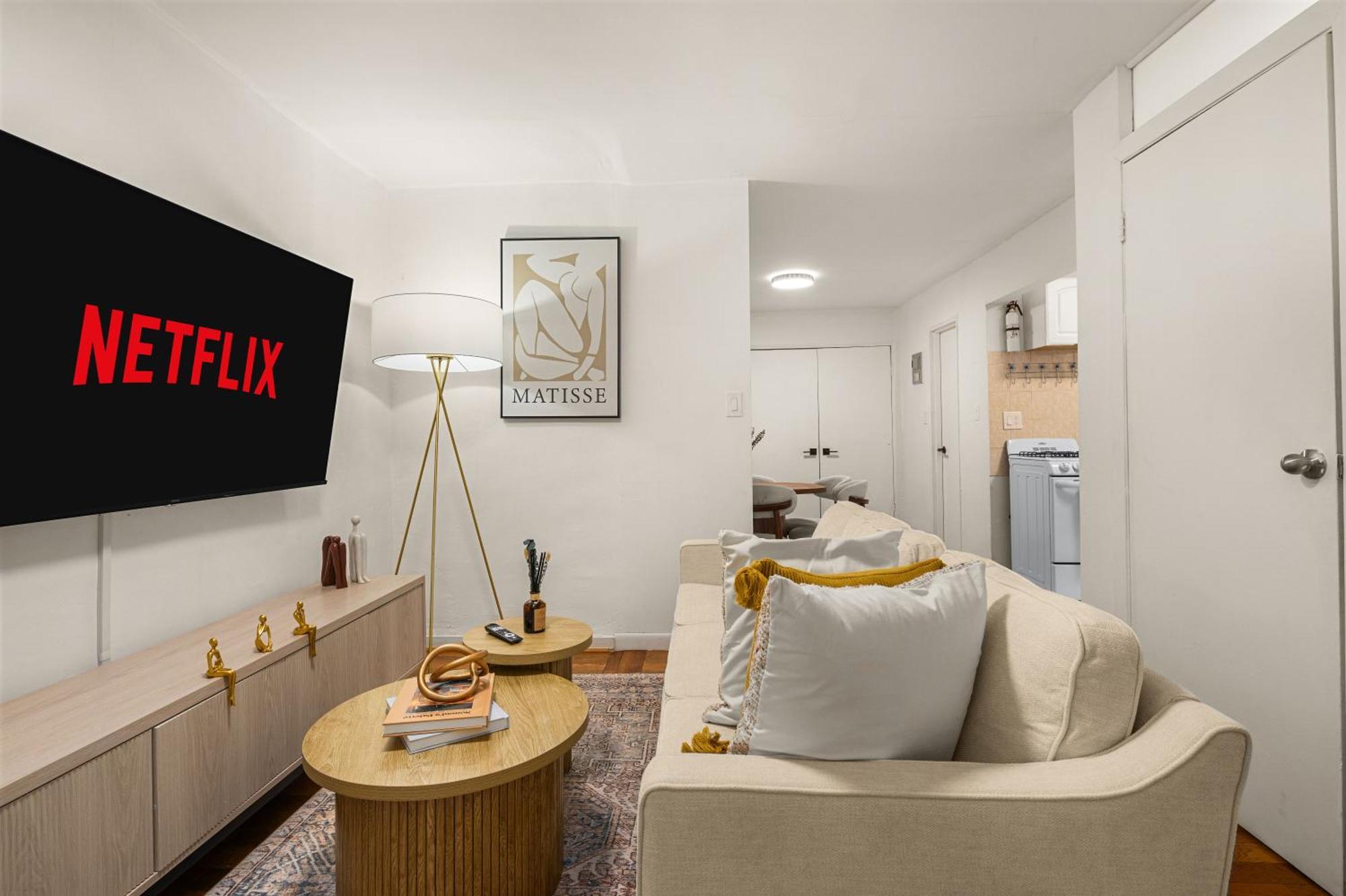 Căn hộ East Village Manhattan 3br For Life *
