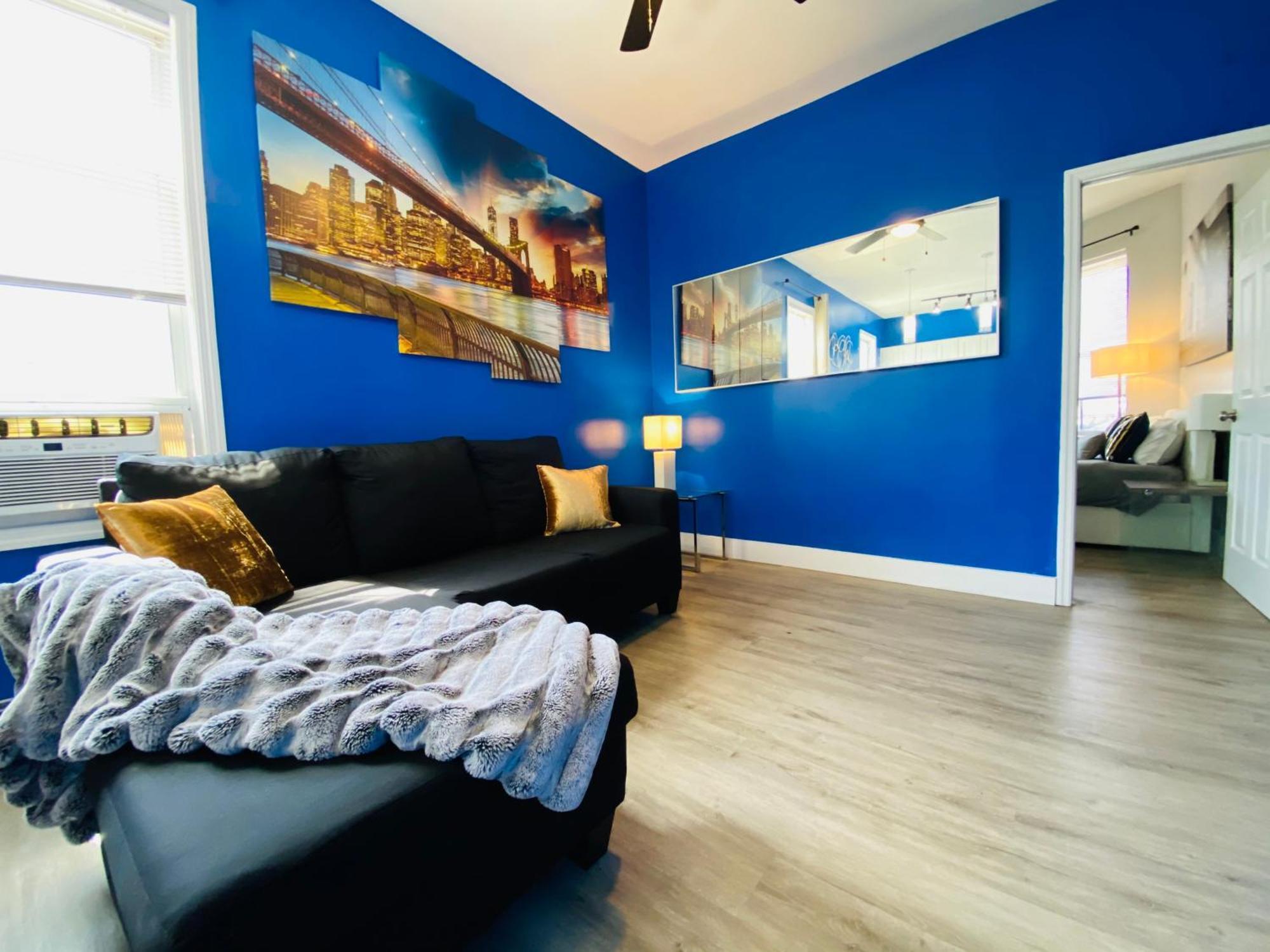 Apartment The Bronx Blue Oasis New York