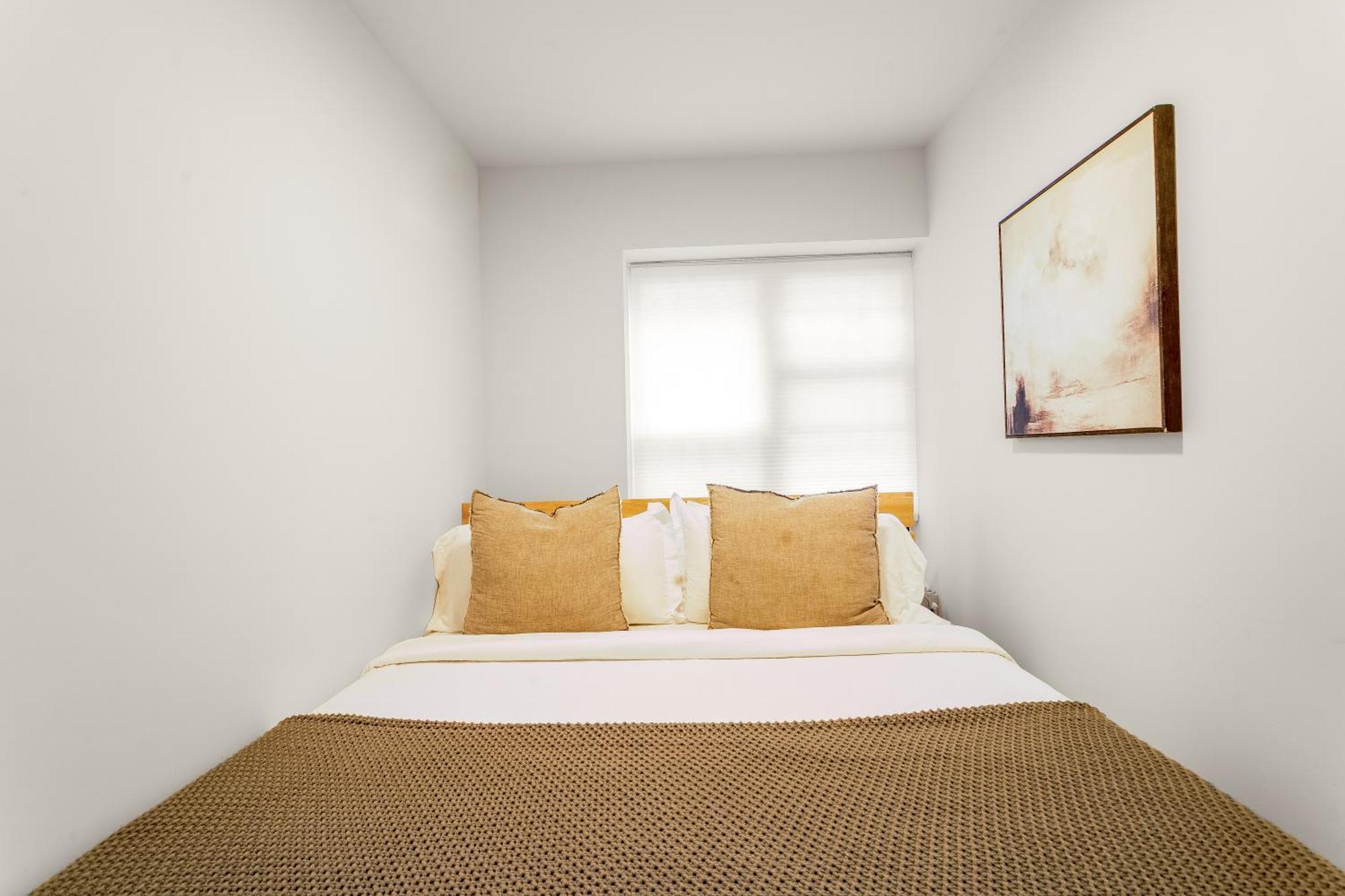 Stylish 3br 2ba East Village Steps From Tompkins Square Park Nova York