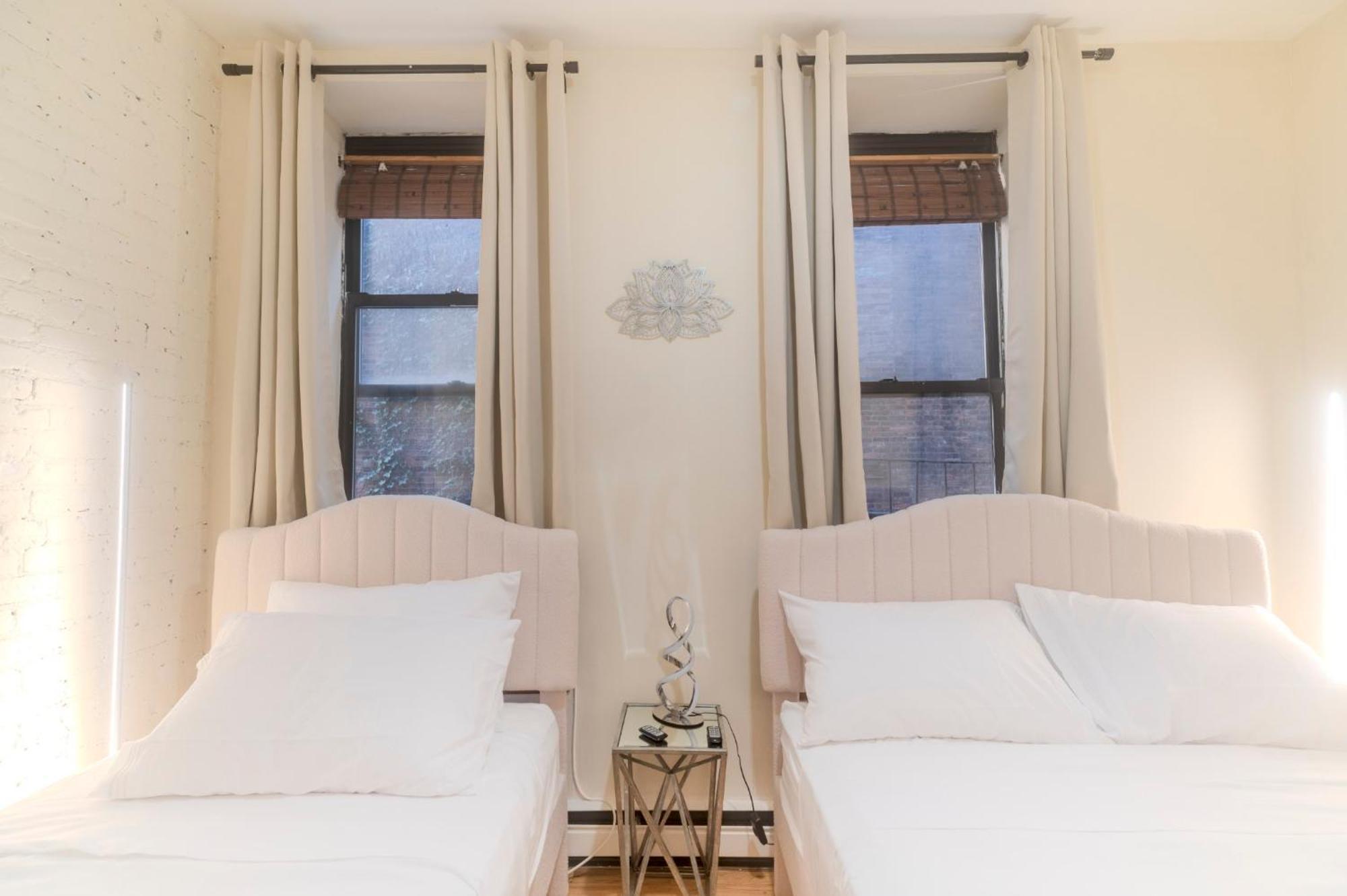 Apartment East Village Center W Full Amenities Great Location