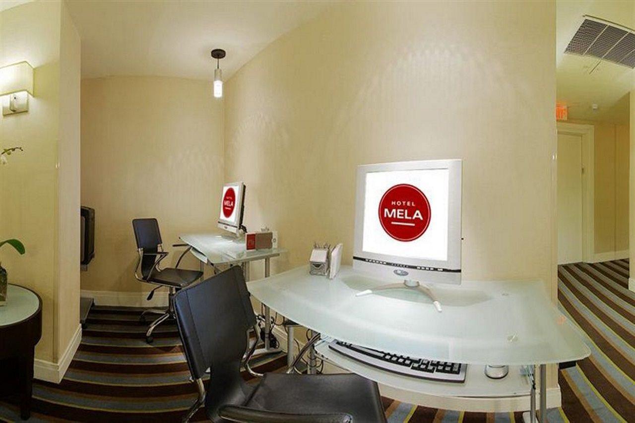 Khách sạn Aura Times Square Newly Renovated 4*
