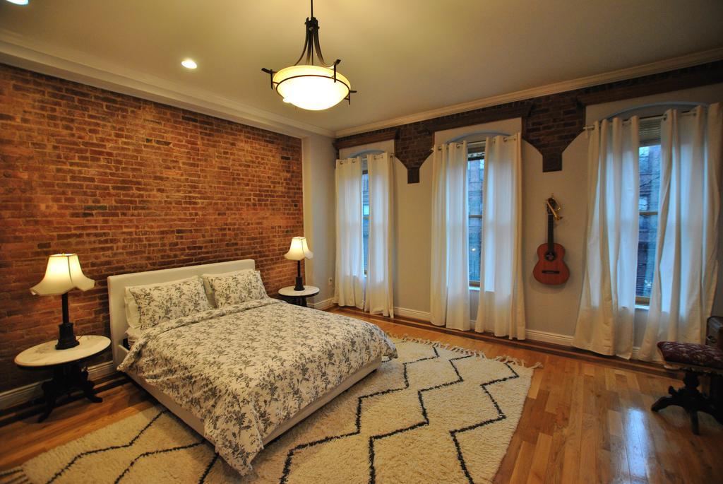 Historic Harlem Duplex Nova York