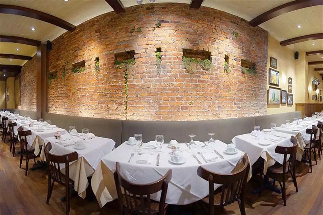 Aura Times Square Newly Renovated Khách sạn