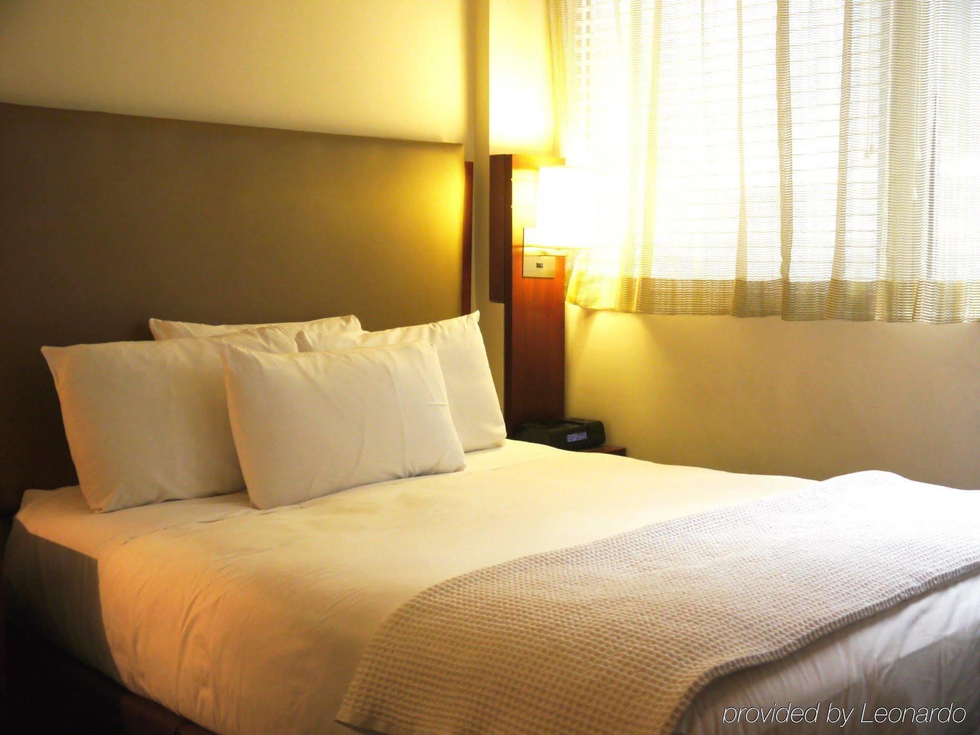 Hotel U Fifth Avenue, Empire State Building Nova York