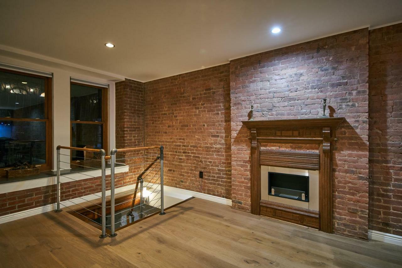 Historic Harlem Duplex * Nova York