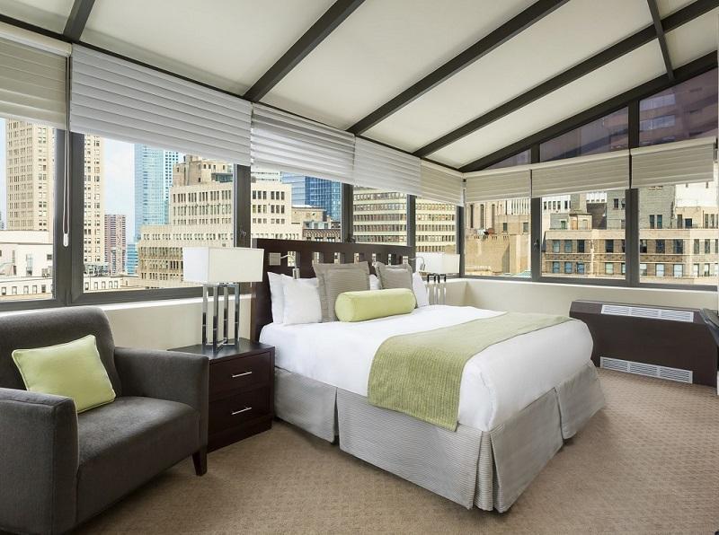Aura Times Square Newly Renovated Khách sạn 4*
