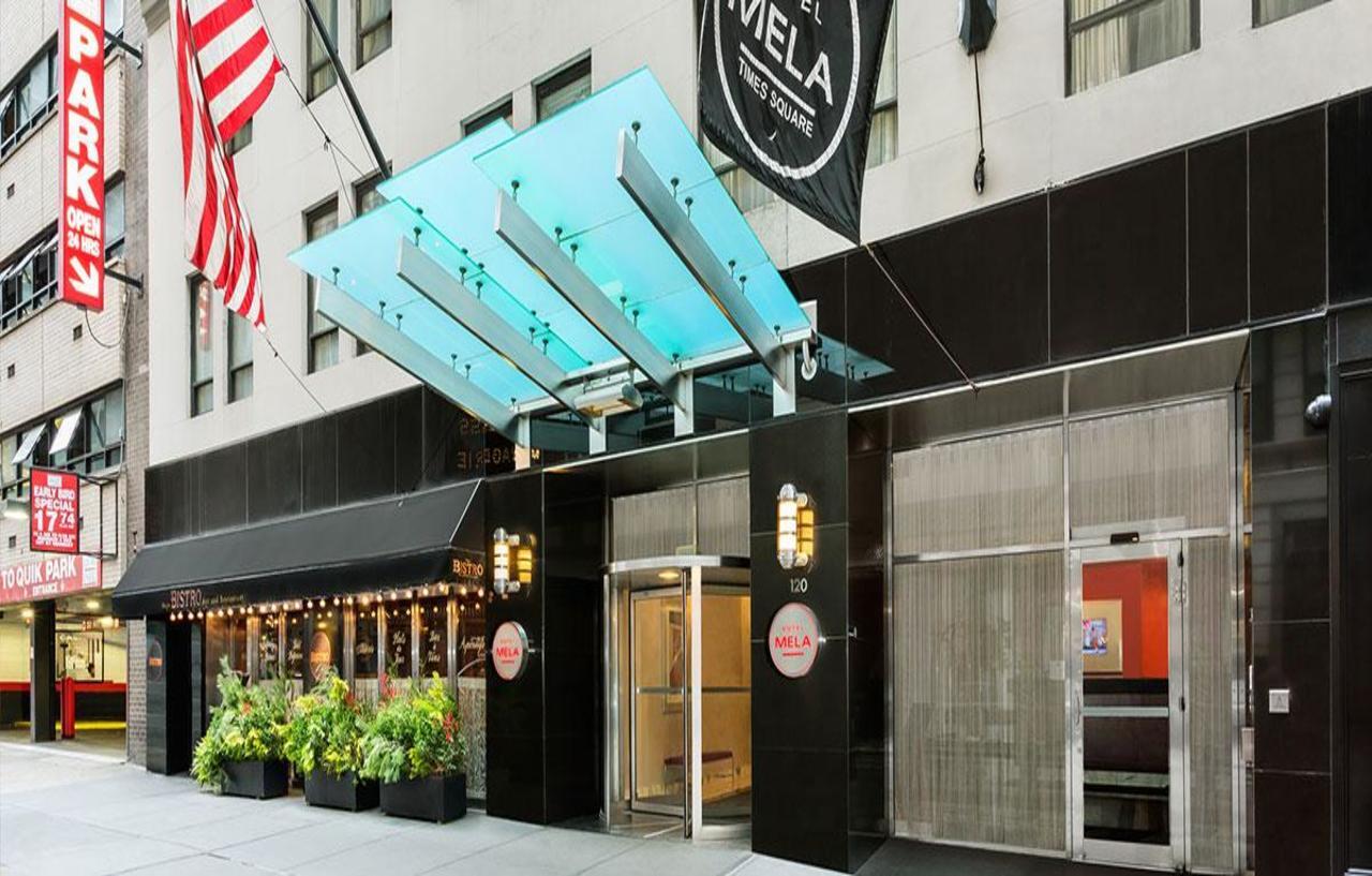 Khách sạn Aura Times Square Newly Renovated 4*