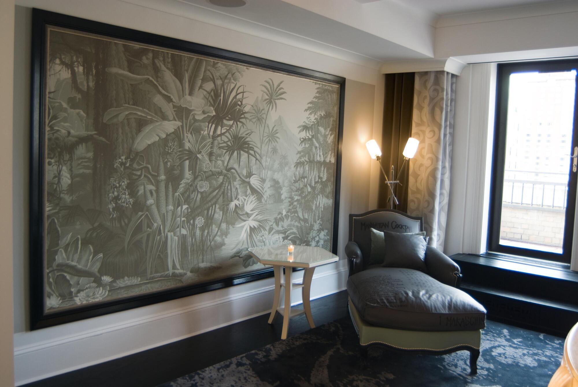 Khách sạn The Surrey 5*