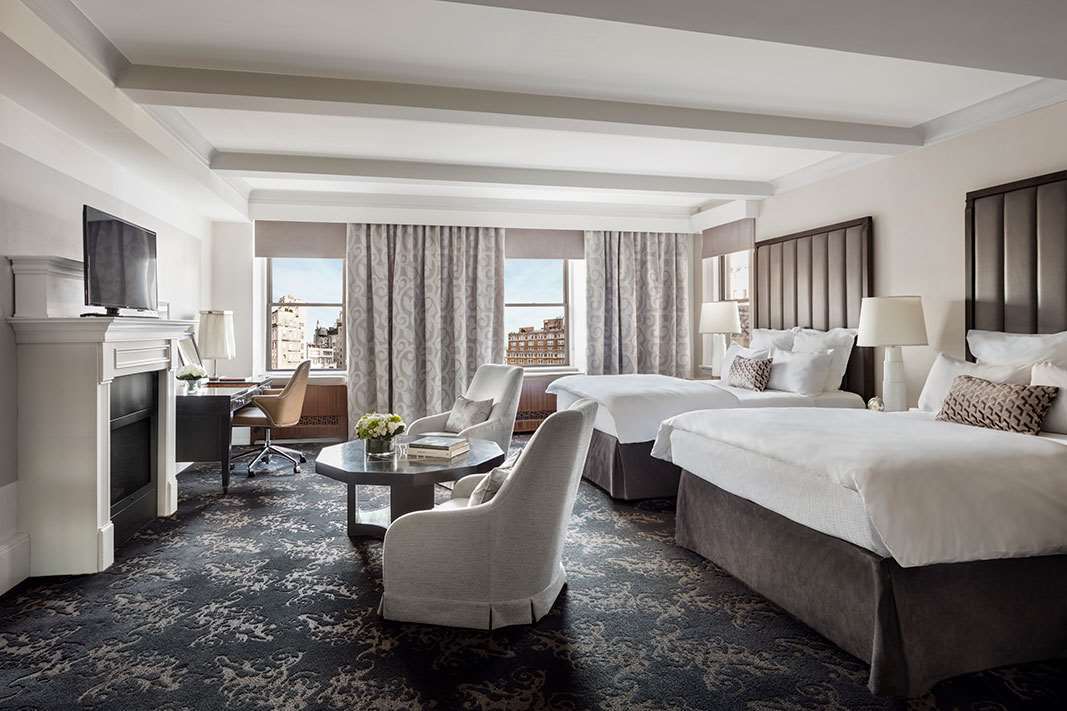 The Surrey Khách sạn 5*