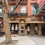 Elevate Apartment At Times Square - Cozy Studio In Times Square And Nearby Restaurants