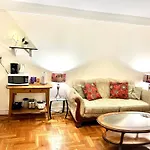 One Bedroom By Month Next To Bronx Zoo