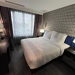 Glo Best Western Bronx Nyc
