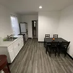 Laguardia Room 2