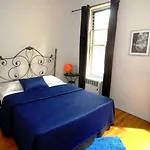 Moma Suite Apartment