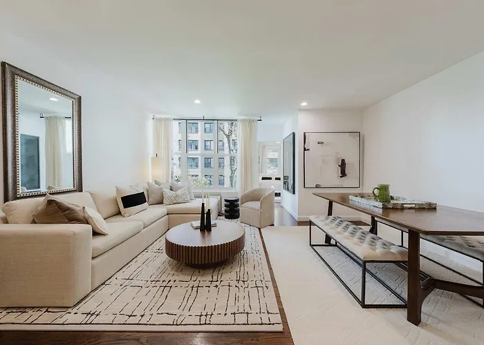 Designer Home In Diplomat District