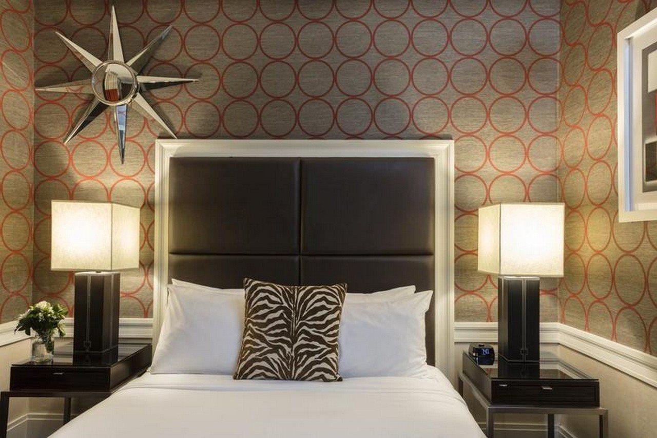 The Empire Khách sạn 4*