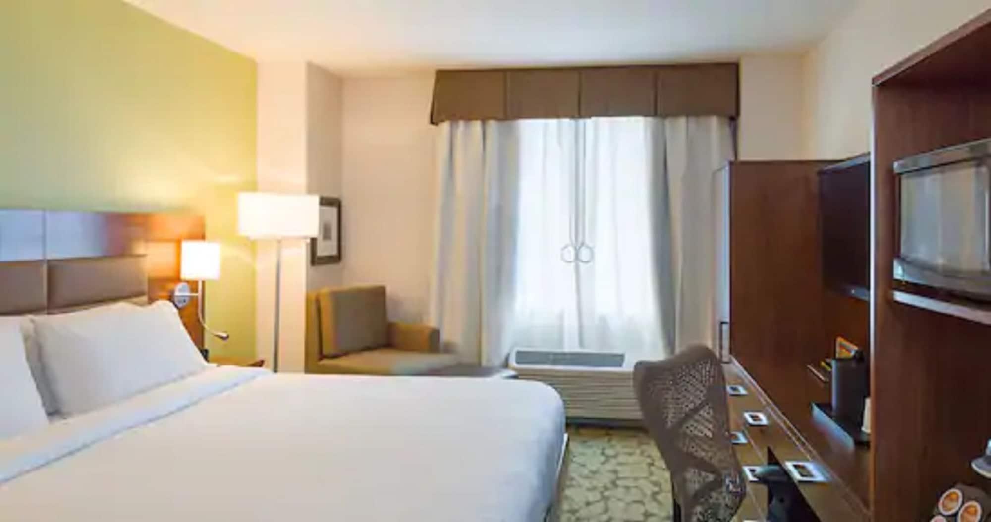 Hilton Garden Manhattan Midtown East Khách sạn