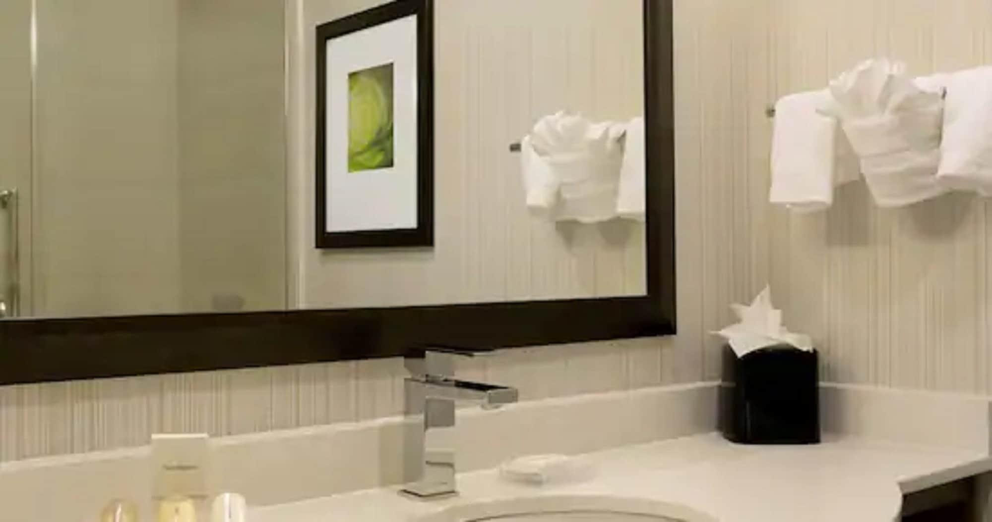 Khách sạn Hilton Garden Manhattan Midtown East