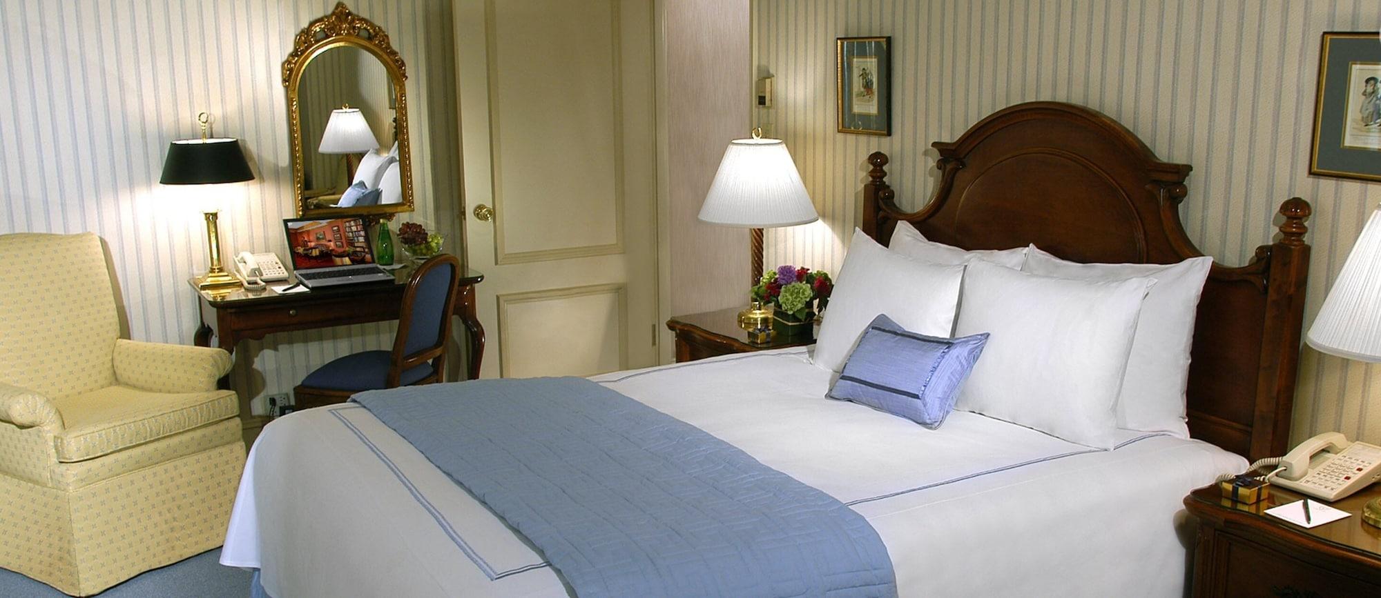 Elysee By Library Collection Khách sạn 4*