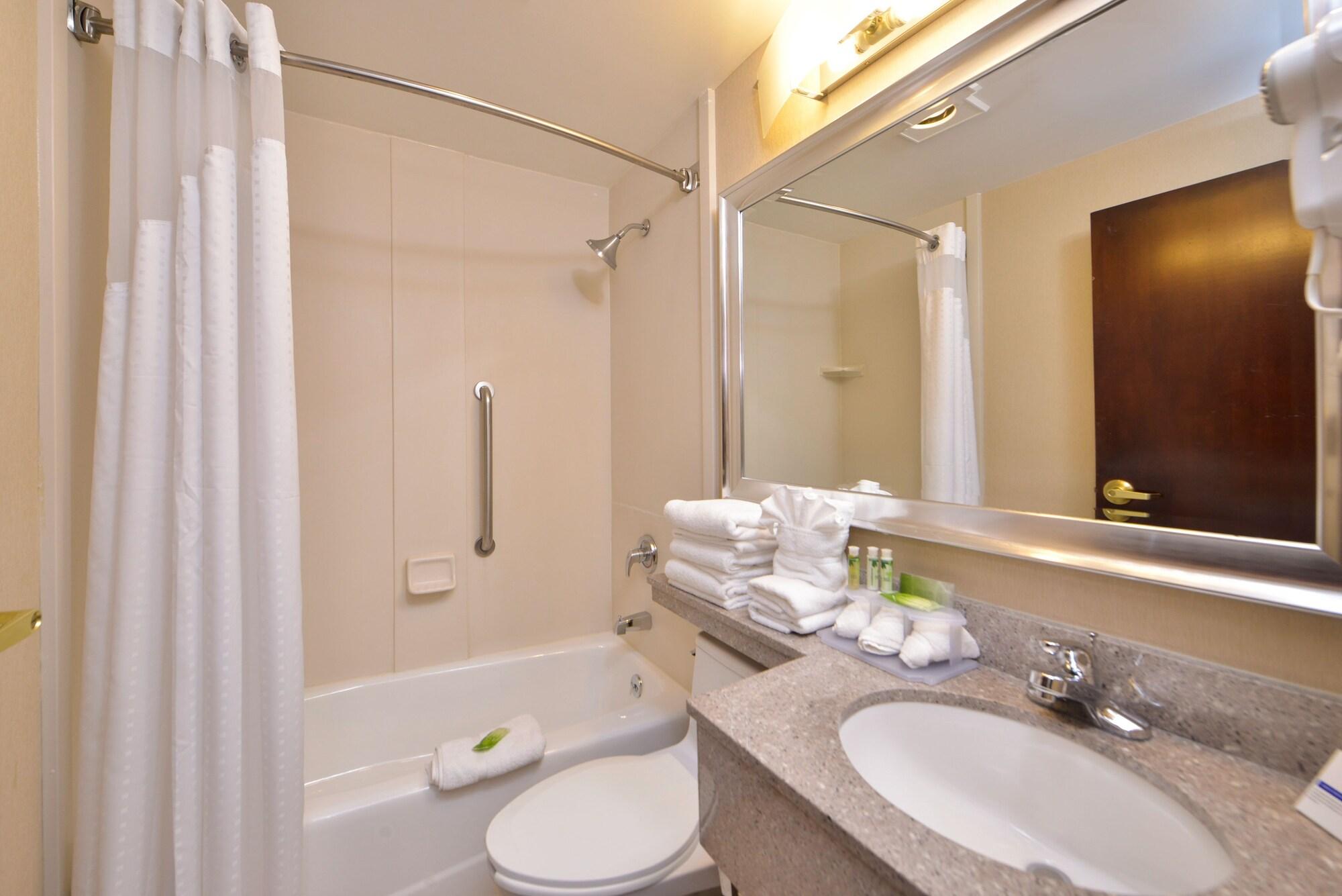 Express Kennedy Airport, An Ihg Khách sạn New York