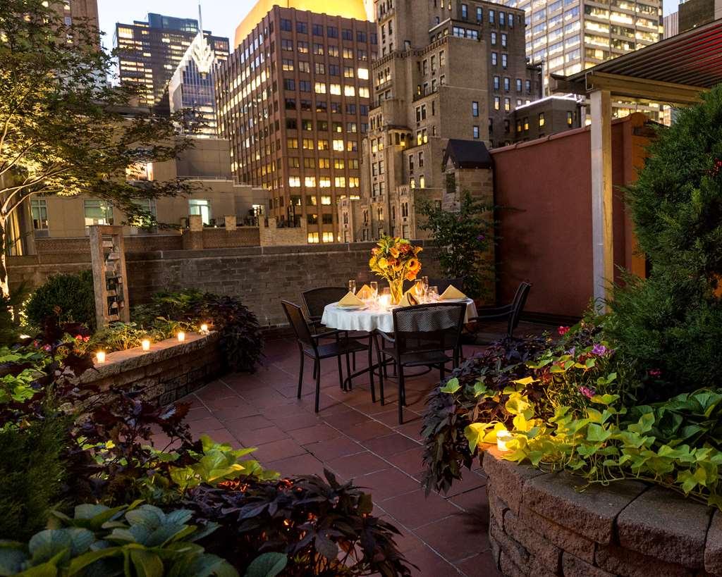 Khách sạn San Carlos New York