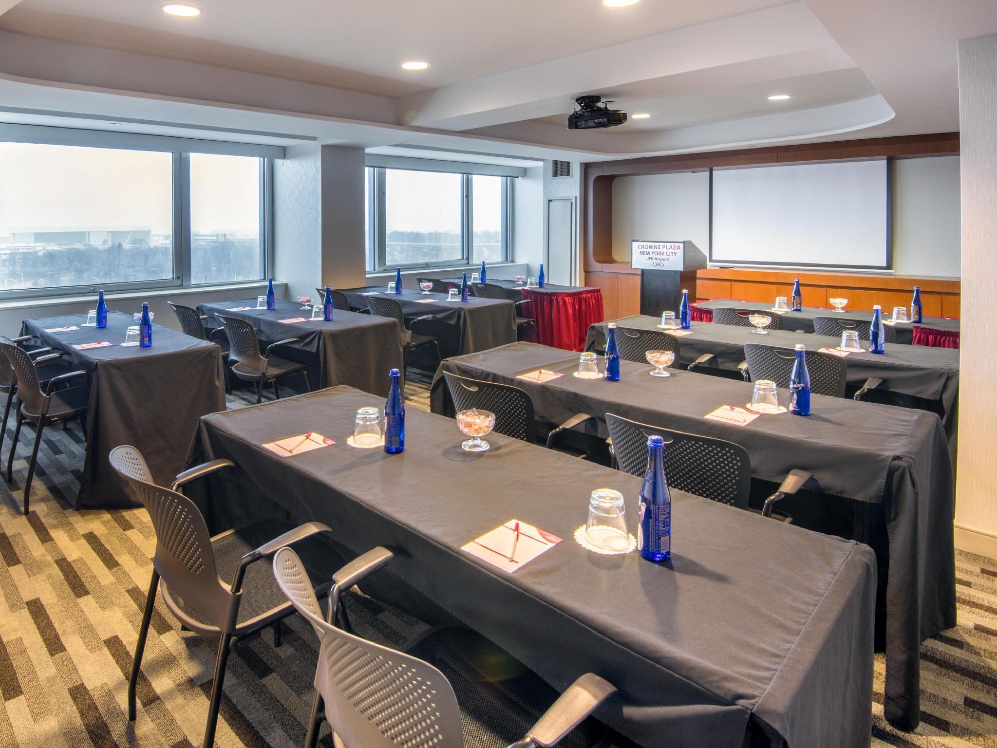 Khách sạn Crowne Plaza Jfk Airport City, An Ihg