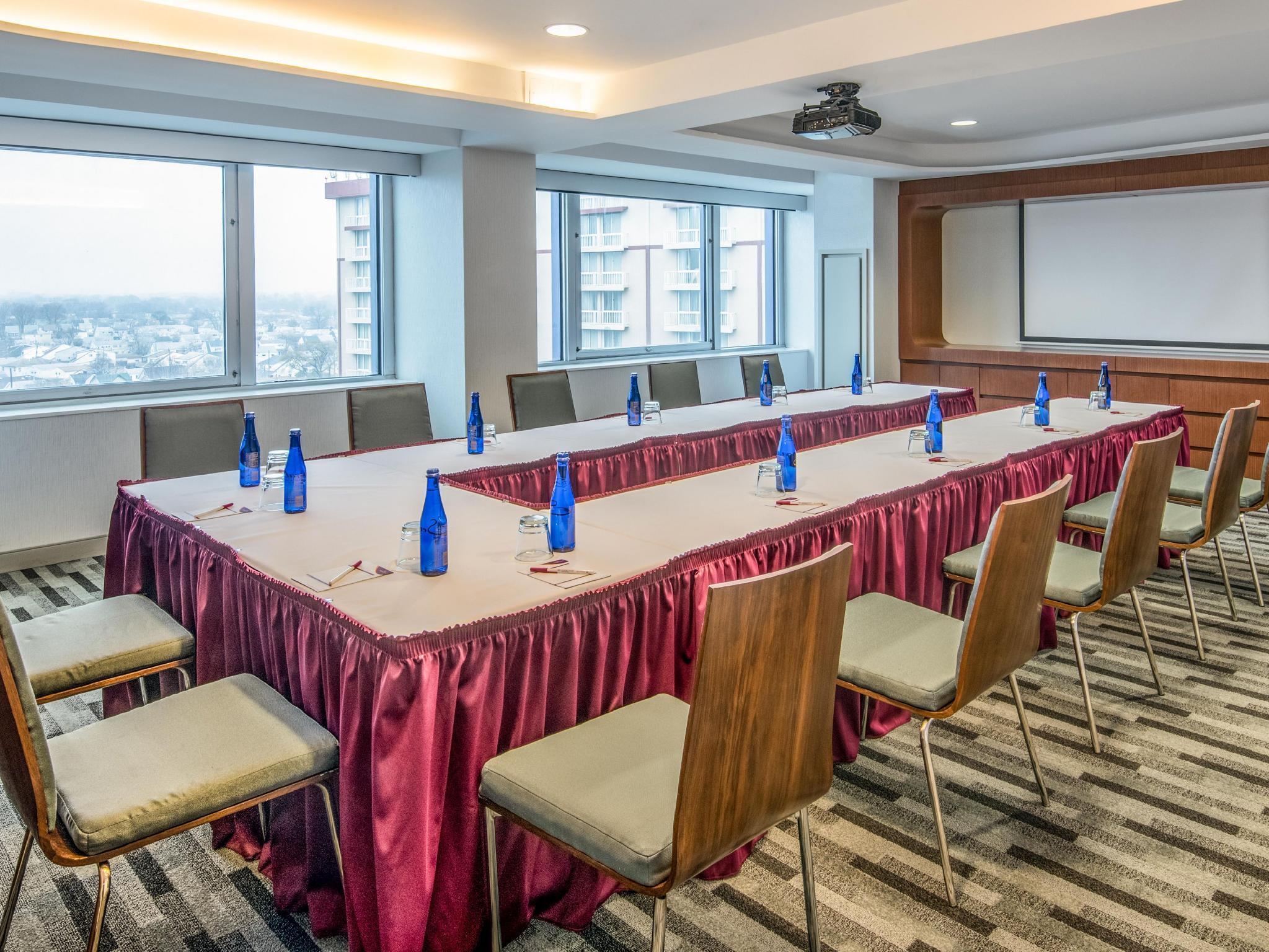 Crowne Plaza Jfk Airport City, An Ihg Khách sạn