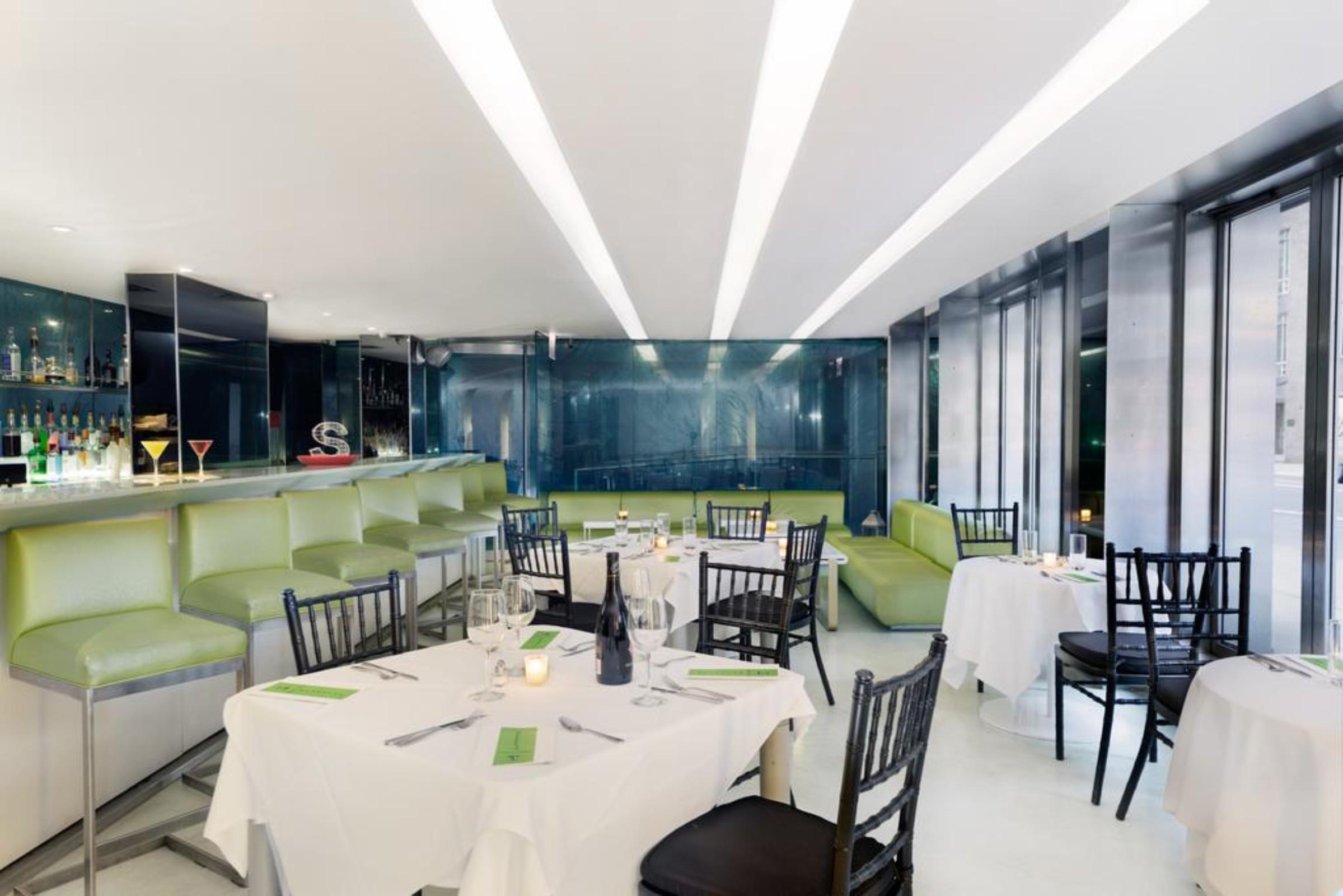 Shoreham Khách sạn 4*