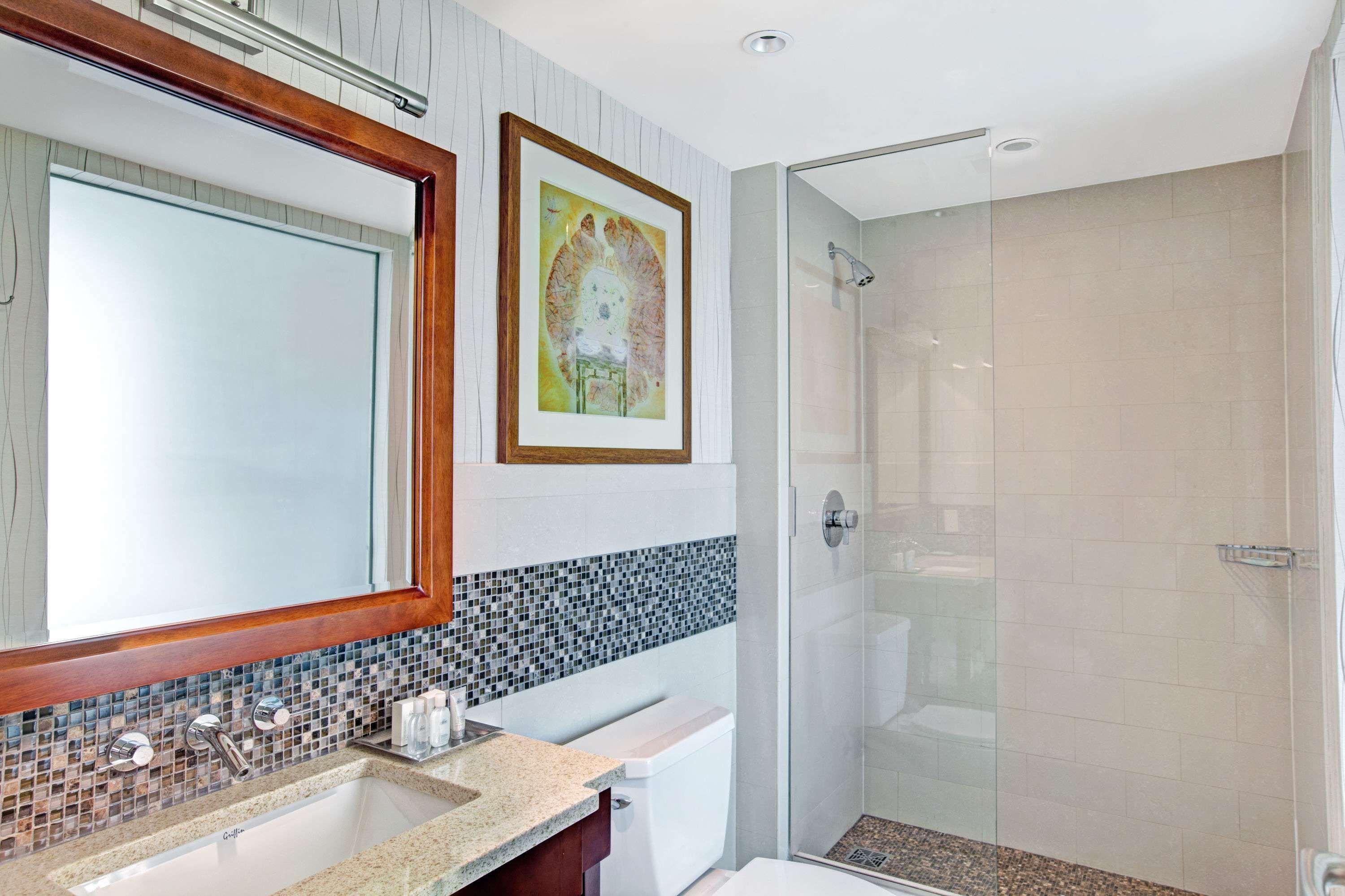 Khách sạn Wyndham Garden Chinatown 4*