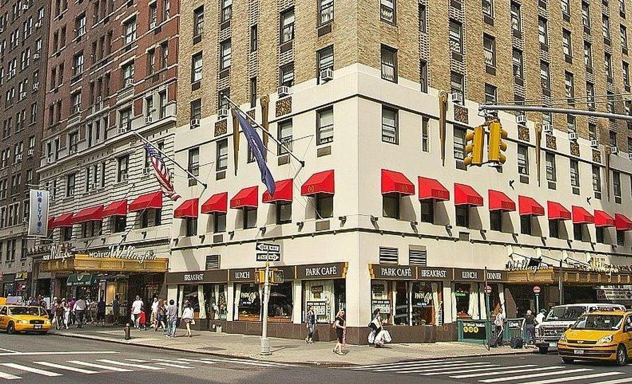 Khách sạn Wellington New York