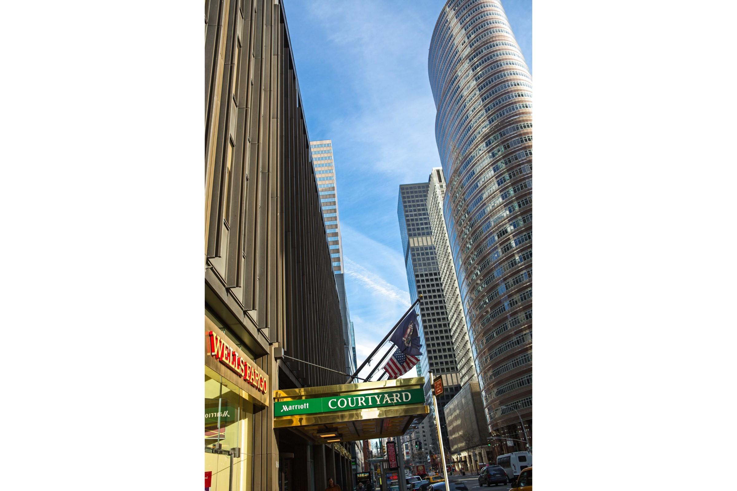 Courtyard Manhattan/midtown East Khách sạn 4*