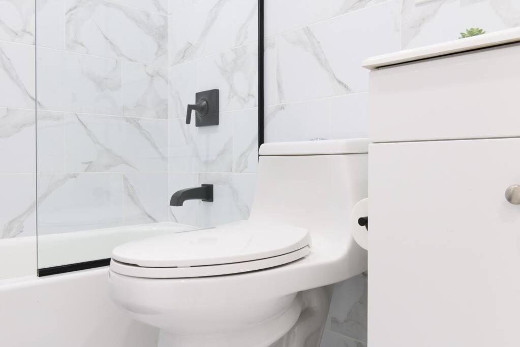 Apartamento 240-6 New Prime Location W&d In Unit *