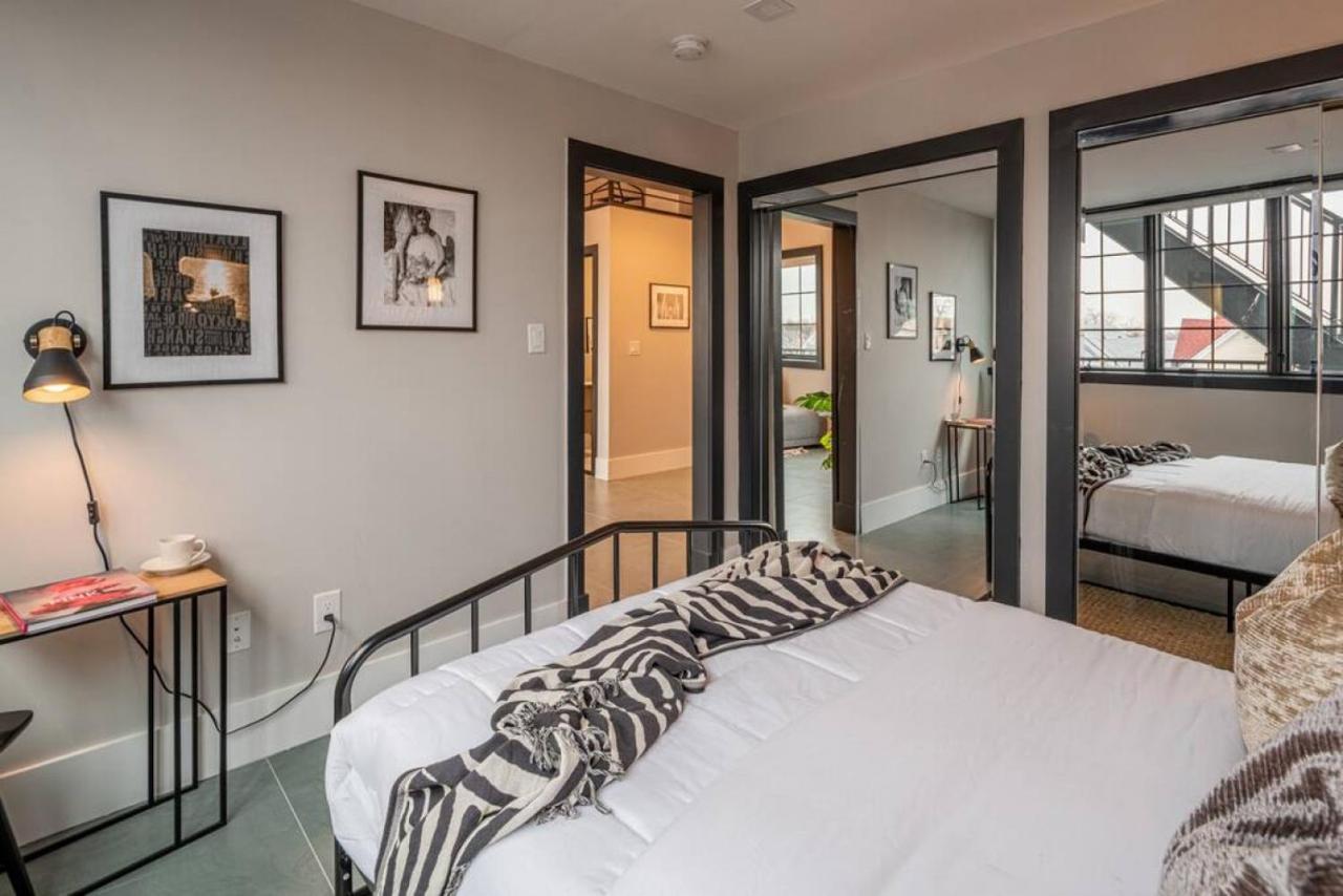 Căn hộ Chic Mezzanine Loft With Rooftop And Shoreline Nearby At 