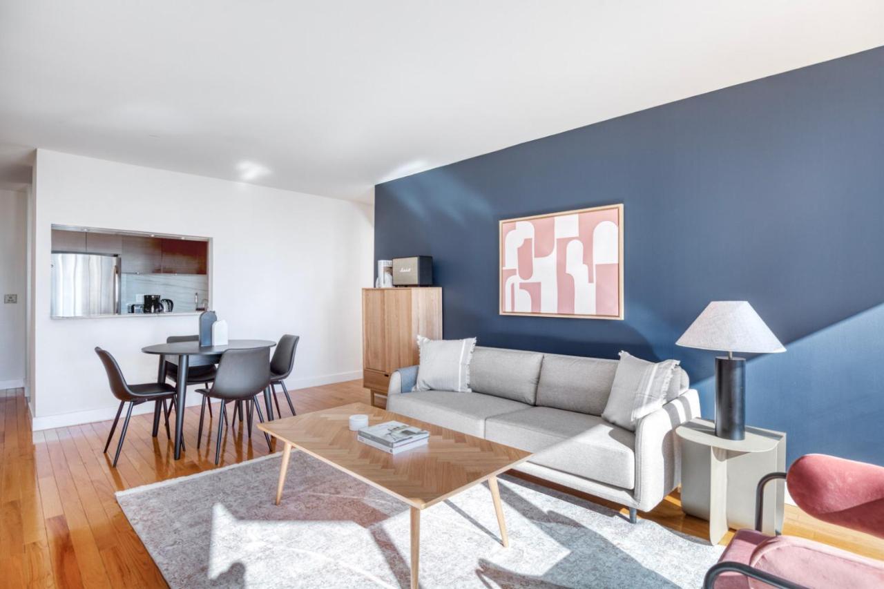 2br Nr Times Sq W Indoor Pool Gym Nyc-49 Apartamento Nova York