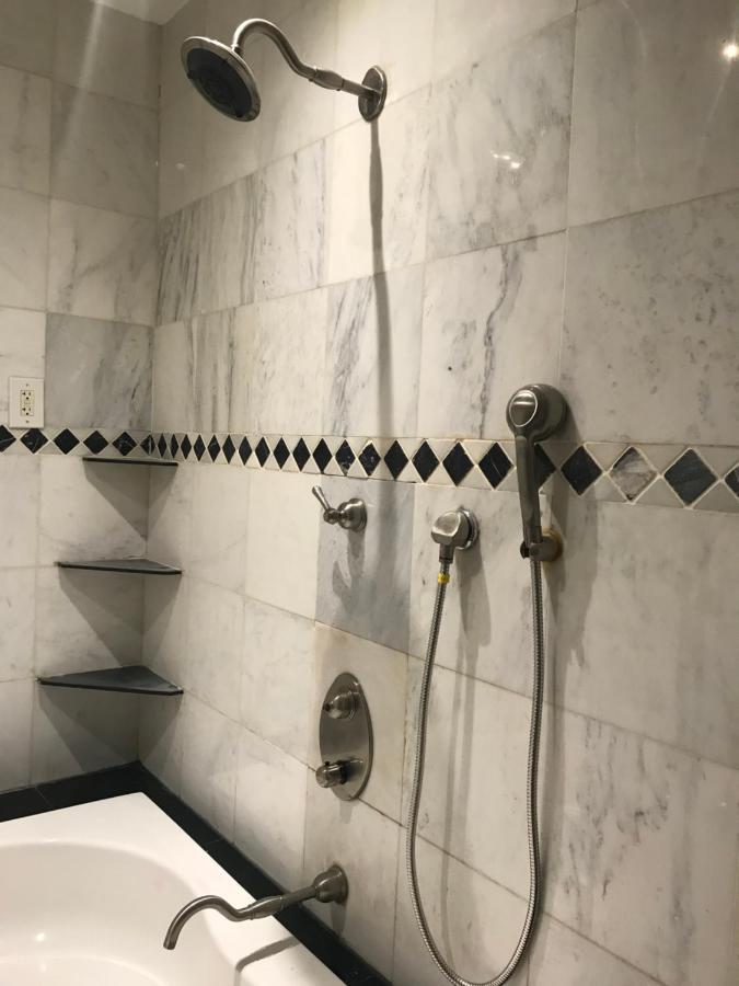 Căn hộ Gorgeous 2 Bedroom Apt Brooklyn New York
