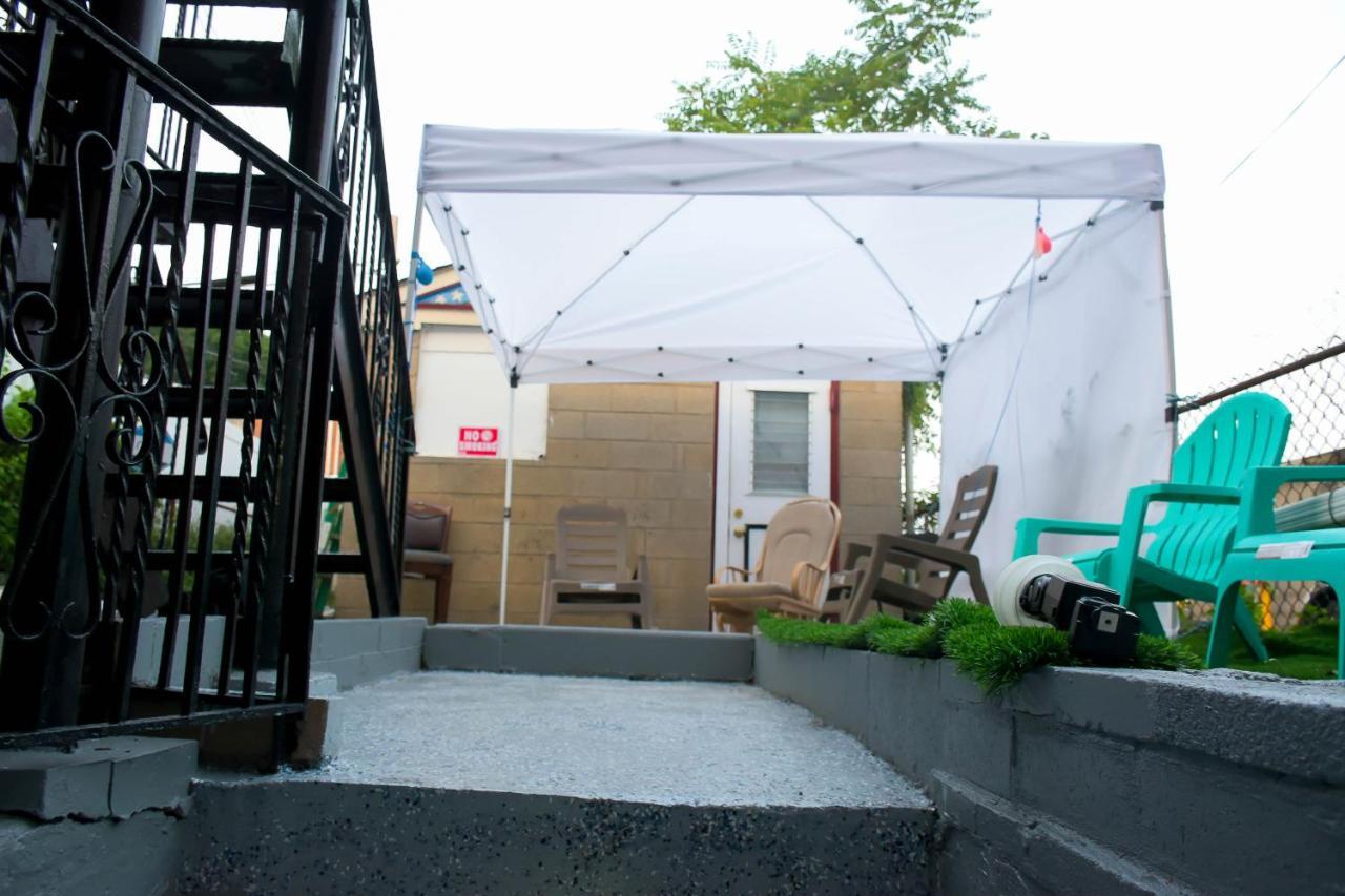 One-bed-that-will-hold-a-family-of-two-people Hospedagem domiciliar Nova York
