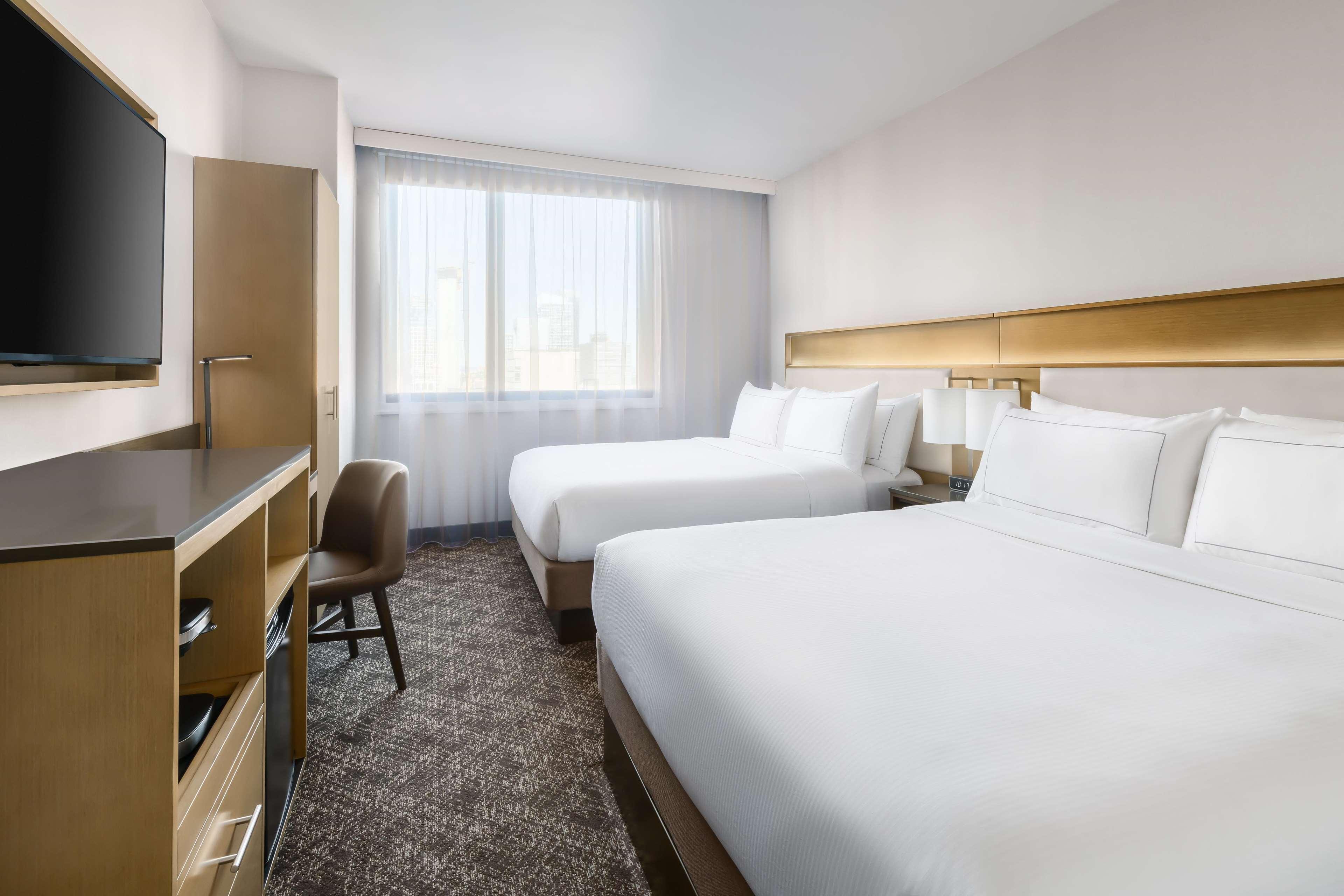 Khách sạn Doubletree By Hilton Times Square South