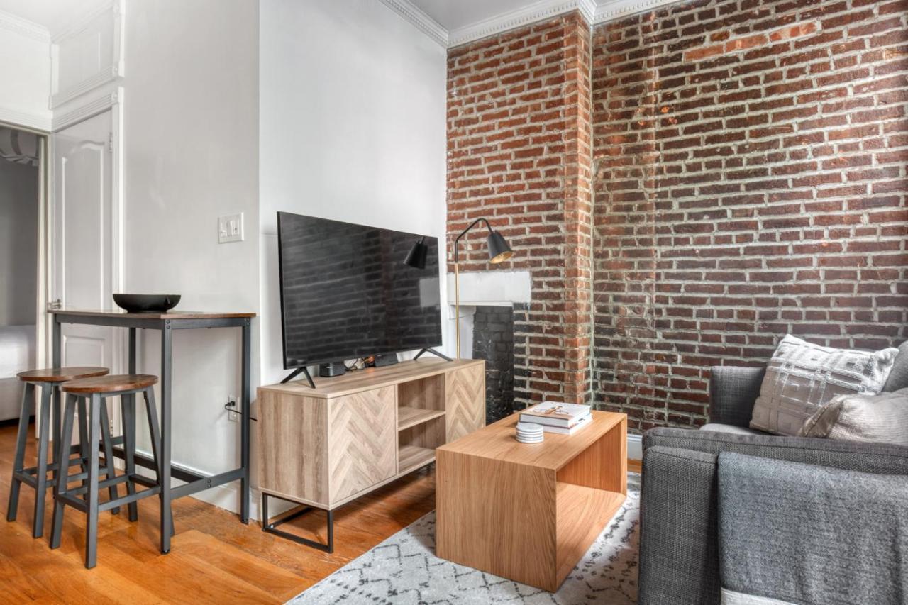 Sleek Nolita 1br W Wd Nr Soho Nyc-891 * Nova York