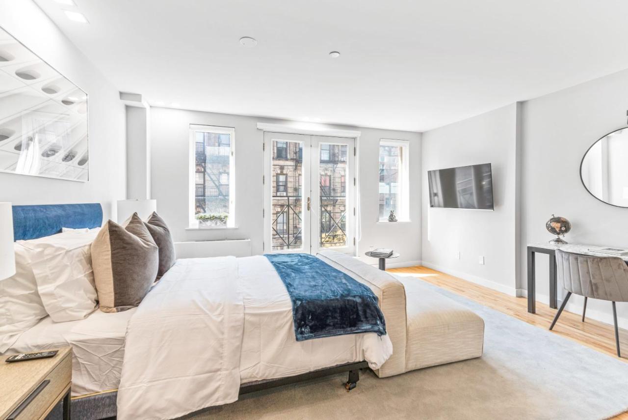 Luxe Studio In Upper East Side With Charming Juliet Balcony Nhà nghỉ *