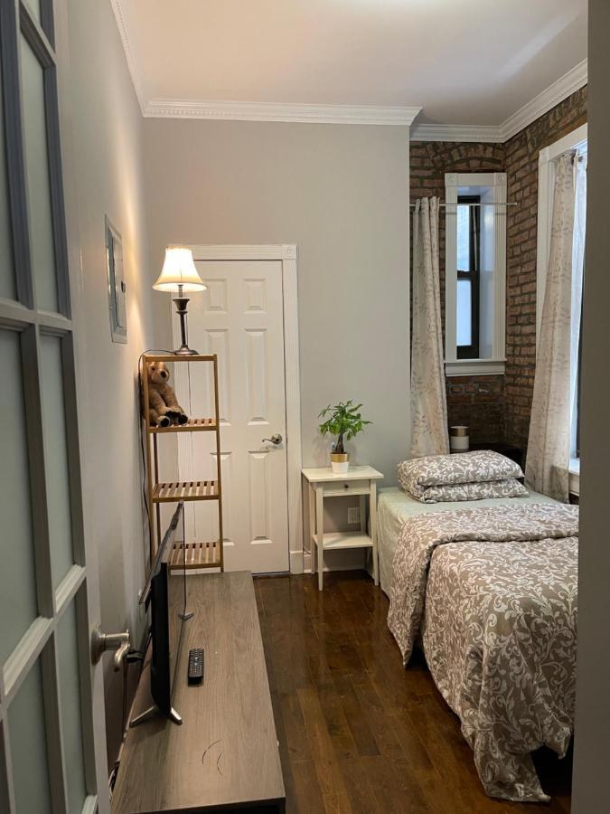 Căn hộ Private One Bedroom One Bathroom New York