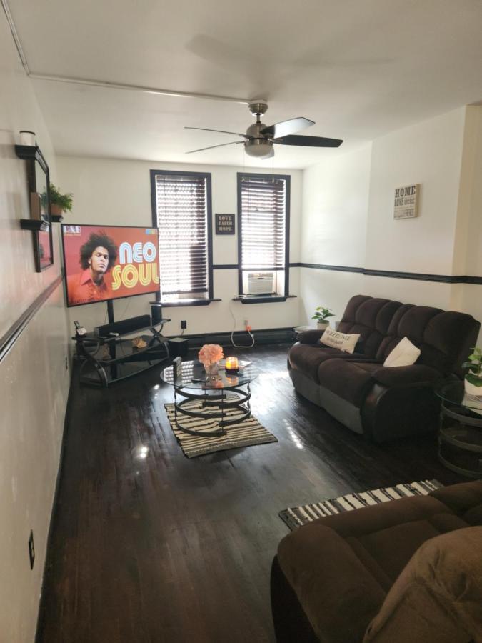 Spacious 3br, 2b Căn hộ *