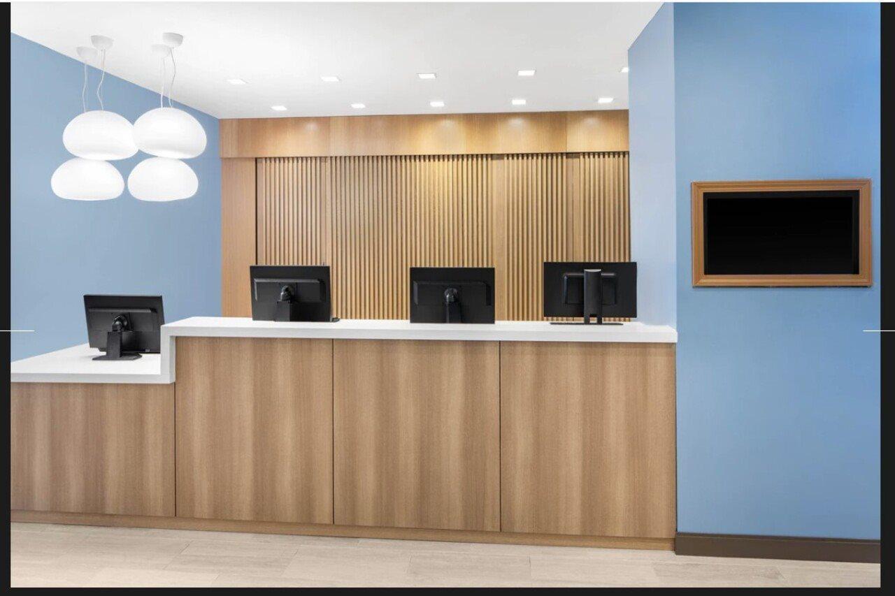 Khách sạn Element Times Square West 4*